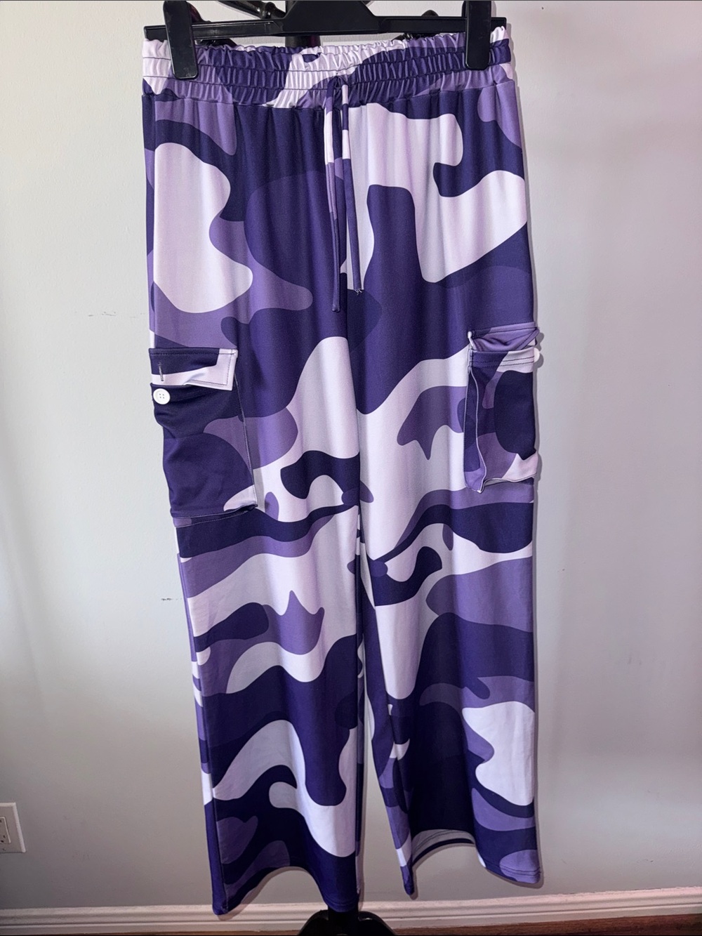 Purple Camo Wide-Leg Cargo Pants - Brand Unspecified